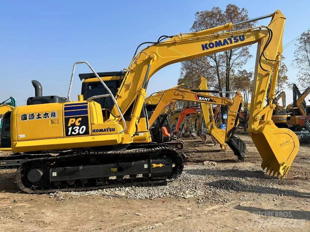 Komatsu PC 130 중형굴삭기 7톤-28톤