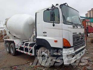 Hino 700 콘크리트 믹서트럭
