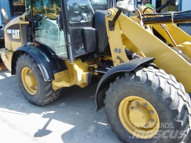 CAT 906 M  휠로우더