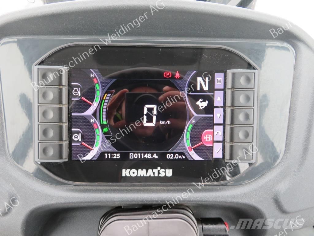 Komatsu WA 70 M-8  휠로우더