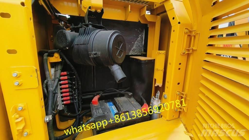Komatsu PC 130 대형 굴삭기 29톤 이상