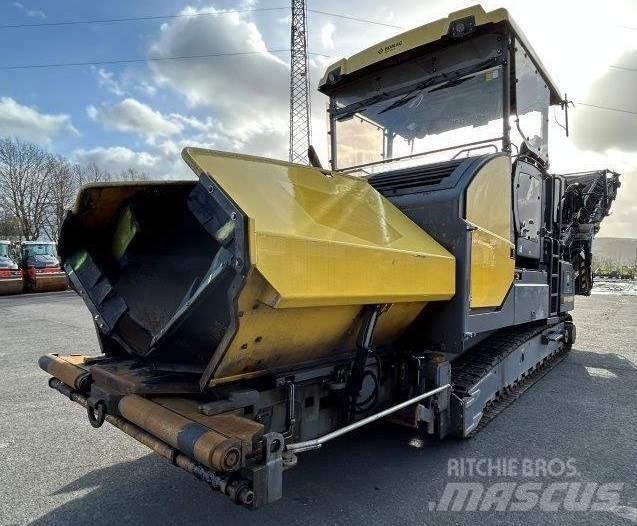 Bomag BMF 2500 S 아스팔트 포장장비
