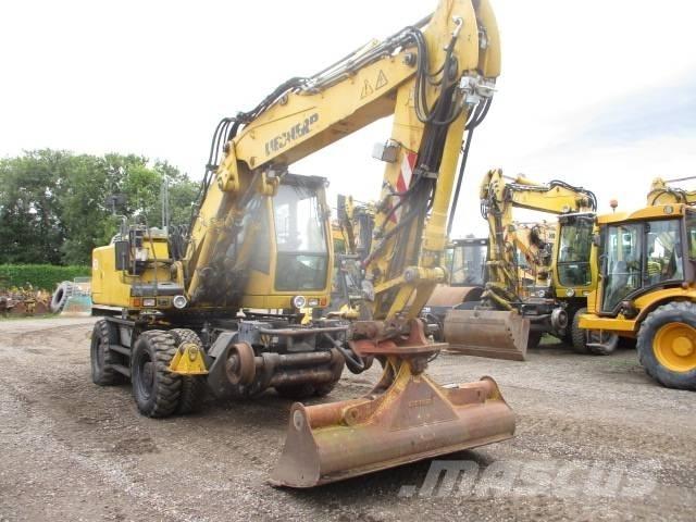 Liebherr A 900 C ZW  휠 굴삭기