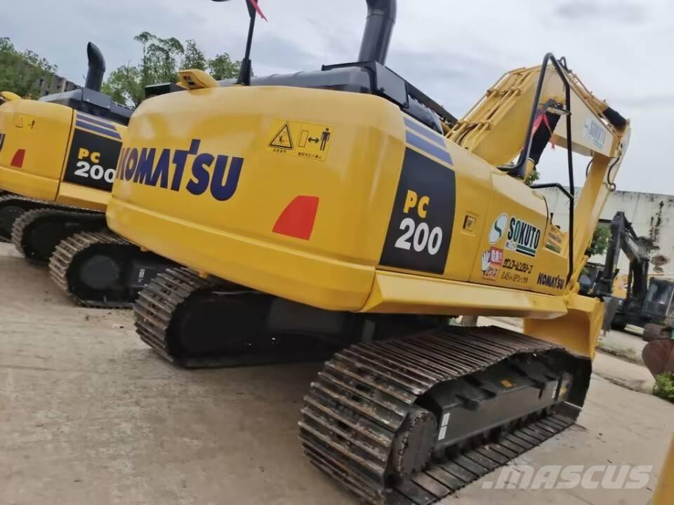 Komatsu PC 200-7 대형 굴삭기 29톤 이상