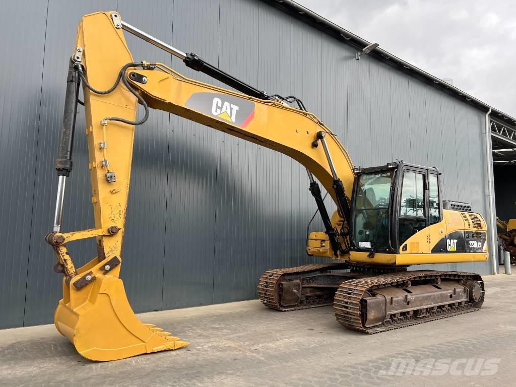 CAT 323D LN 대형 굴삭기 29톤 이상