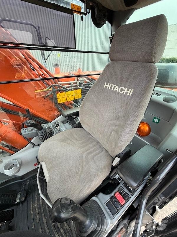 Hitachi ZX 140 W-5  휠 굴삭기