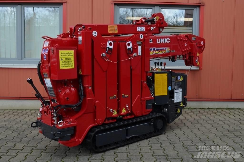 Unic URW-095 미니 크레인