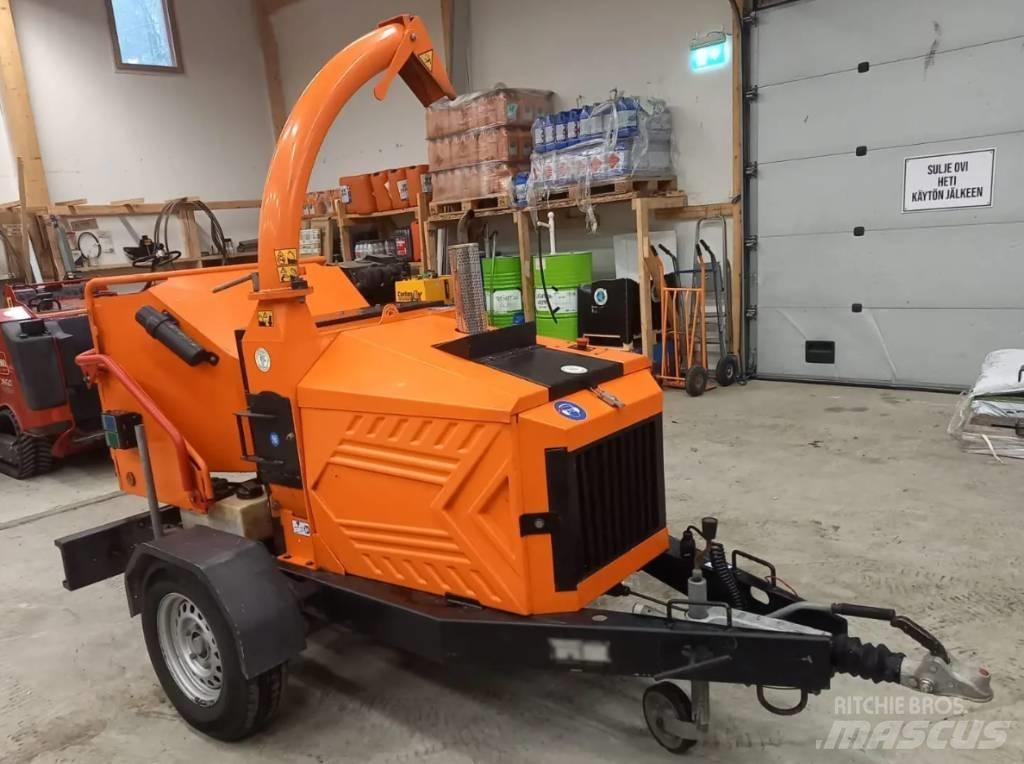Timberwolf 280TDHB 톱밥제조기
