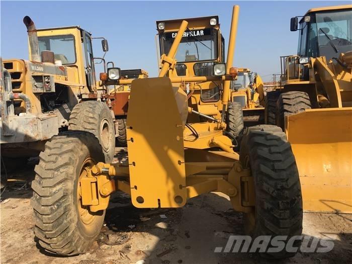 CAT 140 H II 그레이더