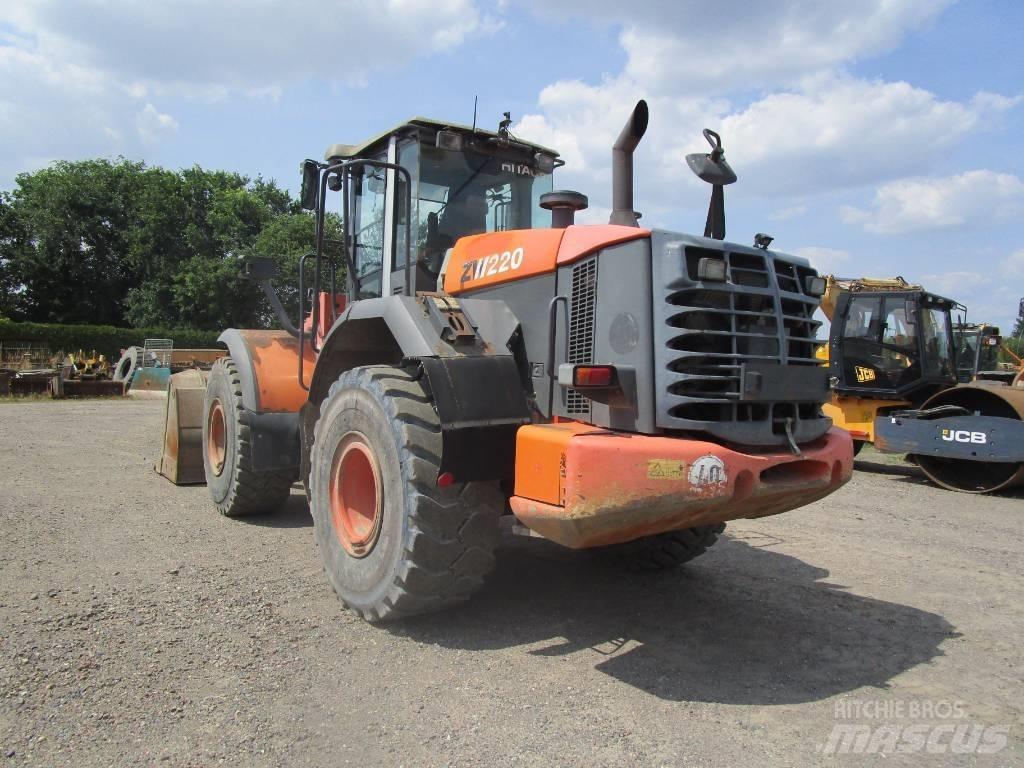 Hitachi ZW 220  Waage  휠로우더