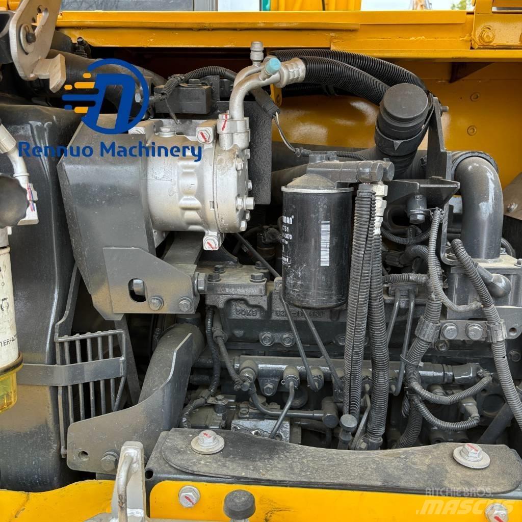 Komatsu PC 70-8 소형 굴삭기 7톤 미만
