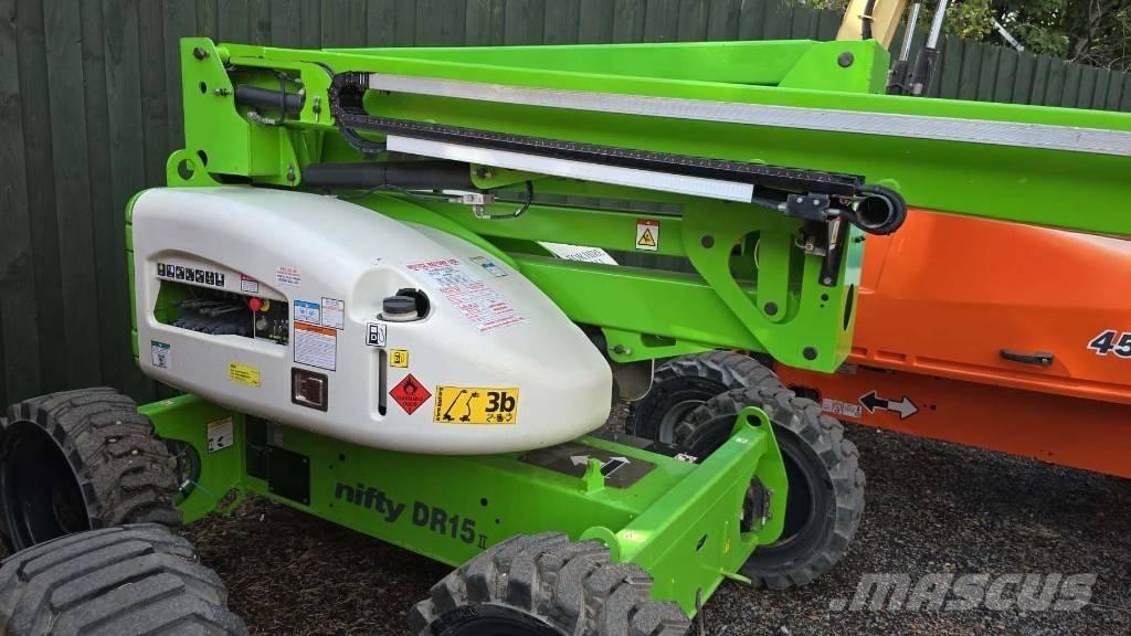 Niftylift HR 15 D 관절형 전동이동 리프트