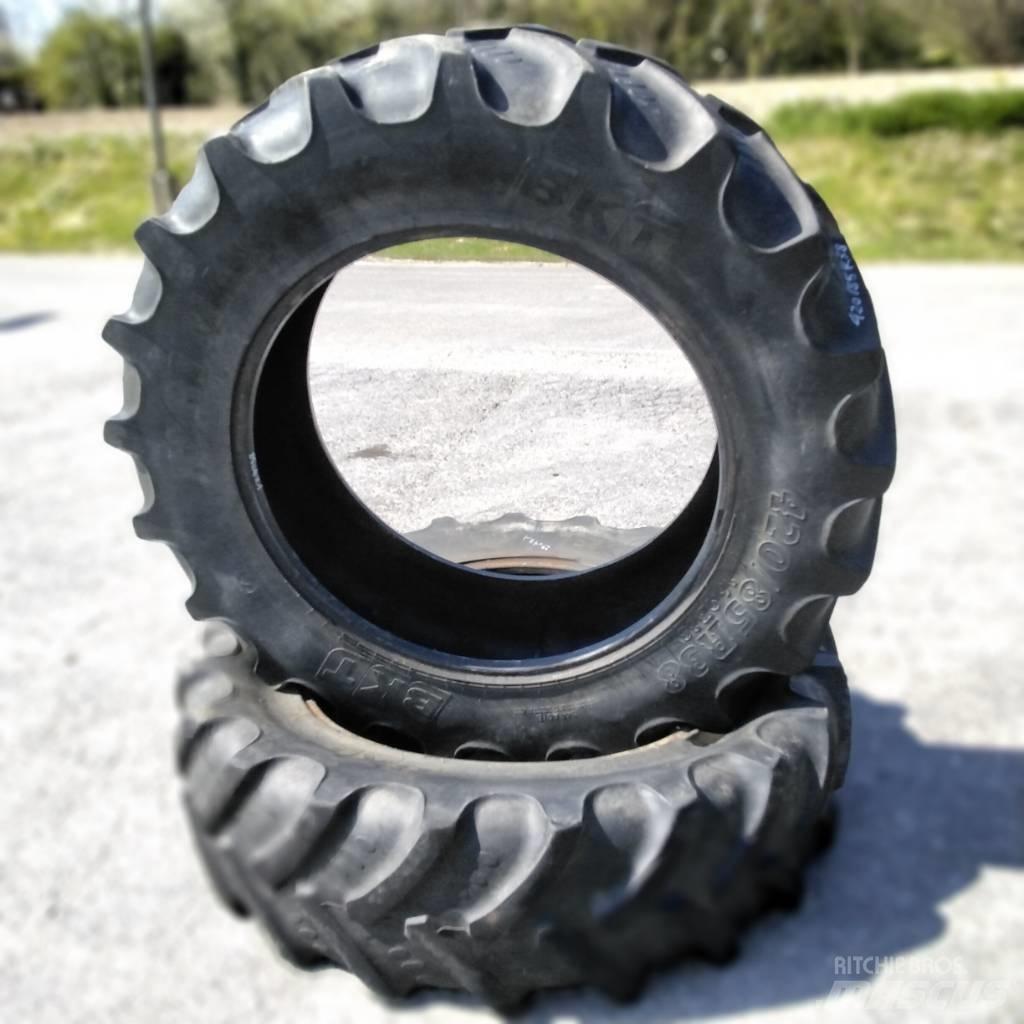 BKT 420/85R38 타이어, 휠 및 림