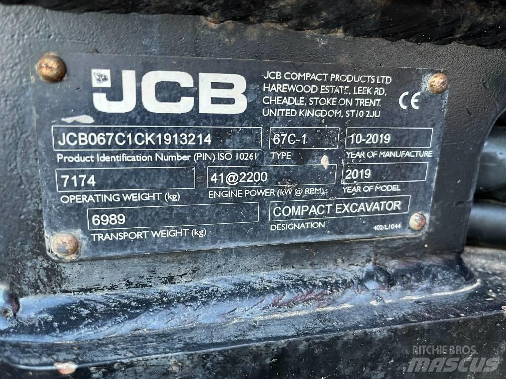 JCB 67 C 소형 굴삭기 7톤 미만