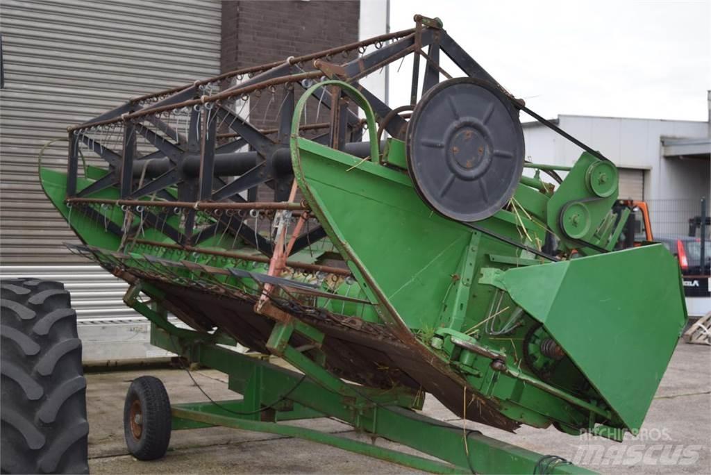 John Deere 1065 콤바인 수확기