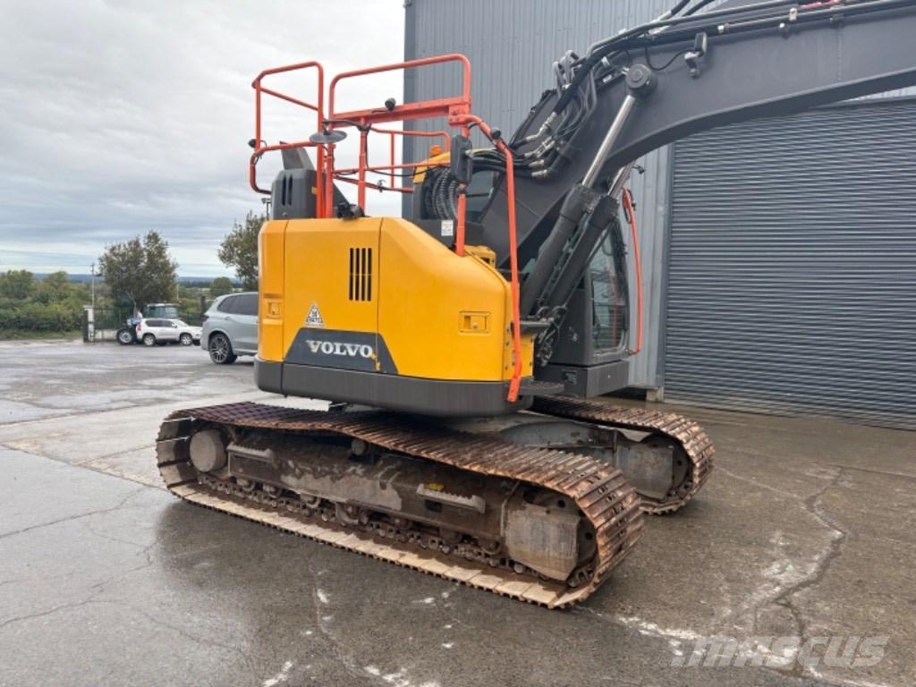 Volvo ECR 145 EL 대형 굴삭기 29톤 이상