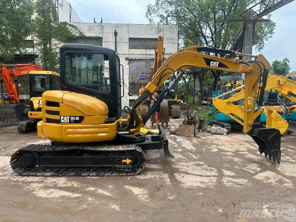 CAT 303 소형 굴삭기 7톤 미만