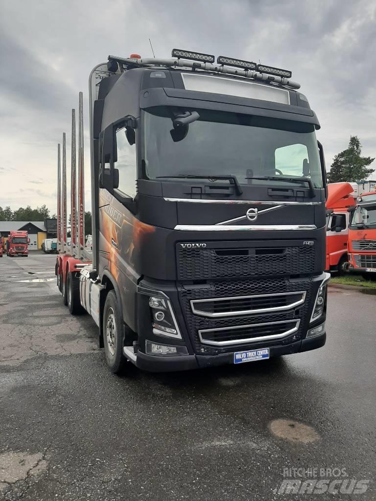 Volvo FH 16 목재 트럭