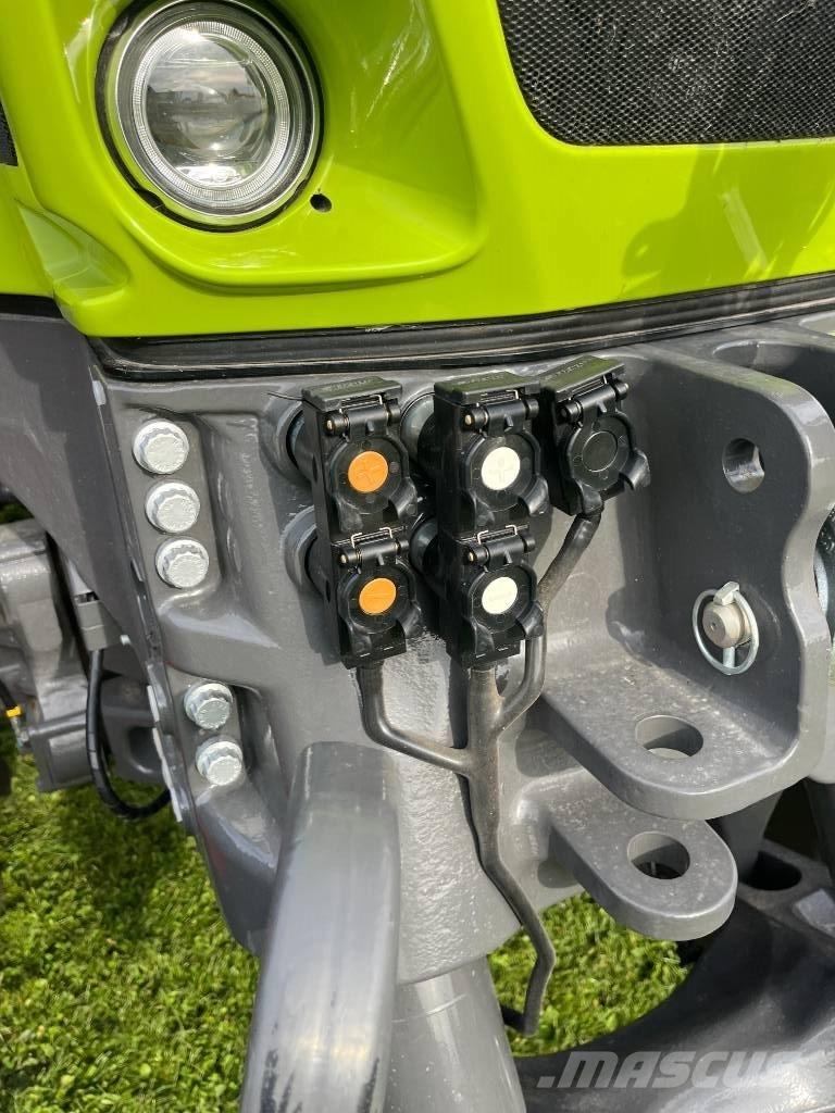 CLAAS AXION 930 트랙터