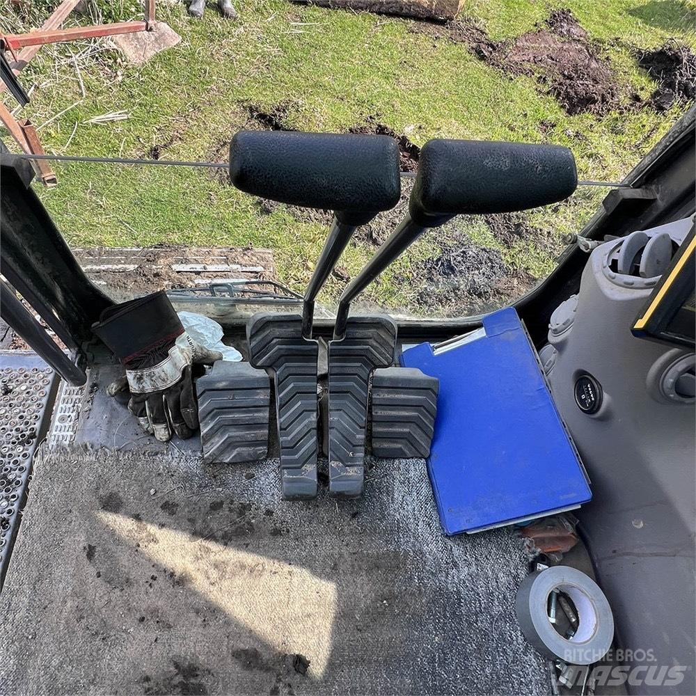 Volvo EC220 EL 대형 굴삭기 29톤 이상