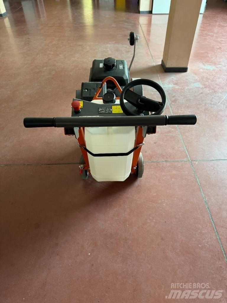 Husqvarna FS 400 아스팔트 분할 기계