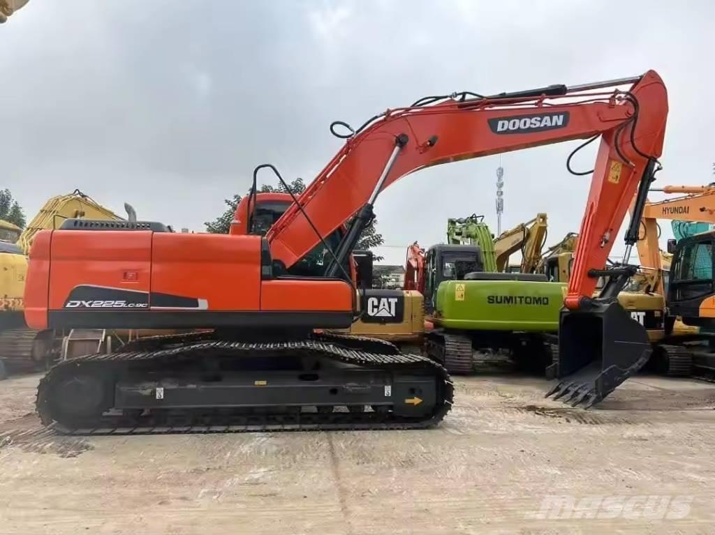 Doosan DX 225 LC-9C 대형 굴삭기 29톤 이상