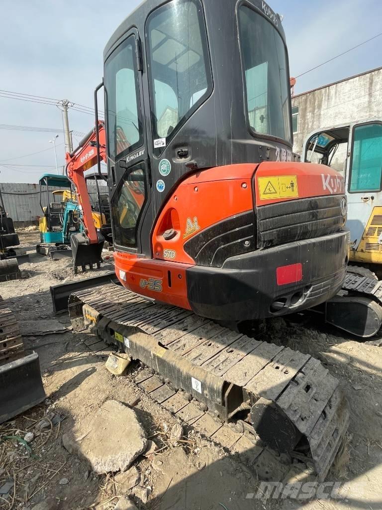 Kubota U35 소형 굴삭기 7톤 미만