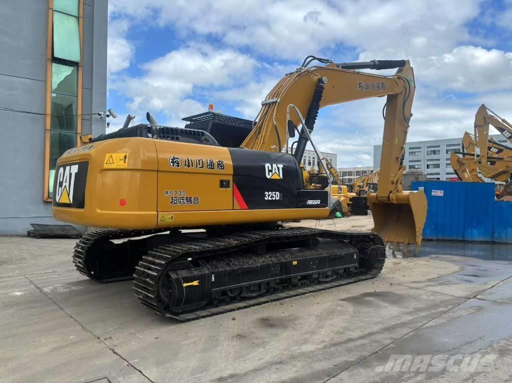 CAT 325 D 대형 굴삭기 29톤 이상
