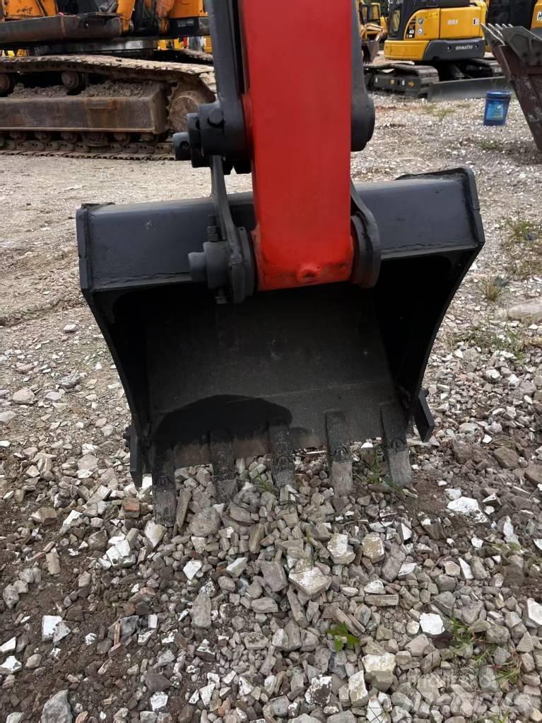 Kubota U 55 중형굴삭기 7톤-28톤
