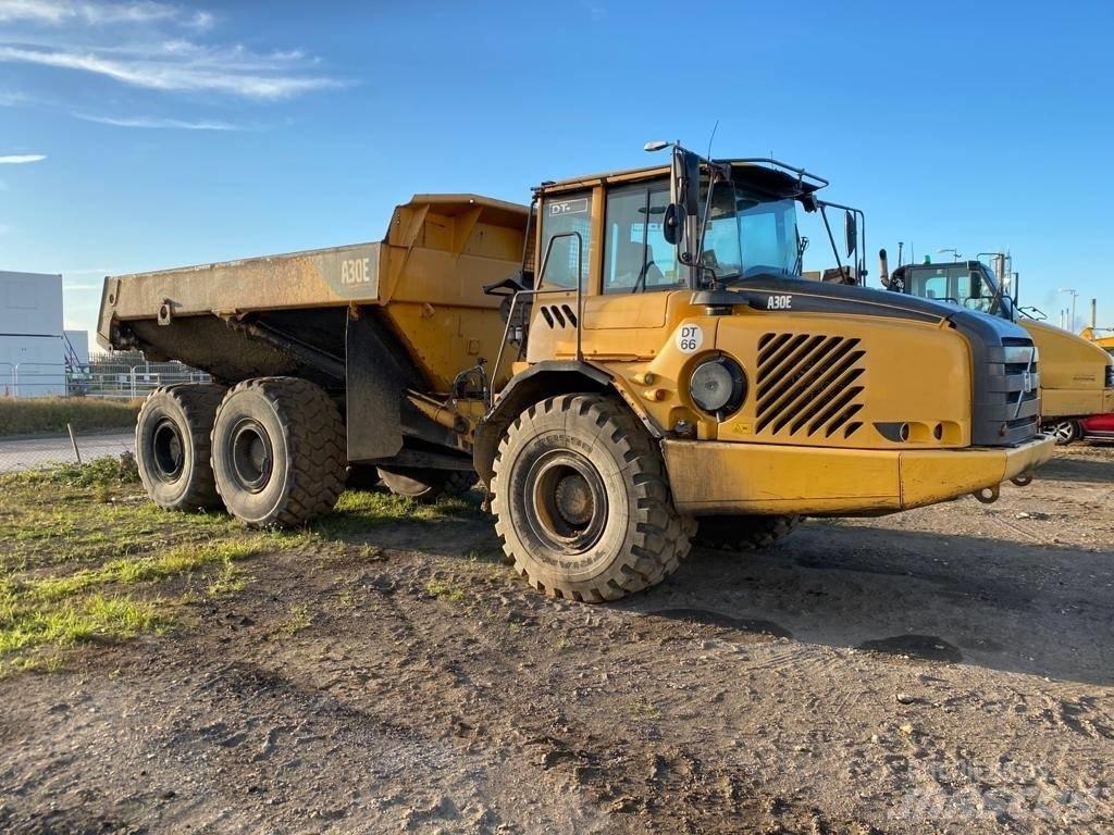 Volvo A30E 연결식 홀러