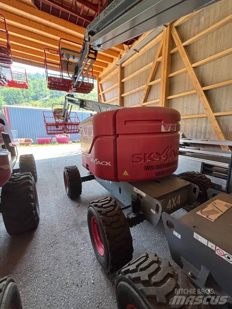 SkyJack SJ 51 AJ 관절형 전동이동 리프트
