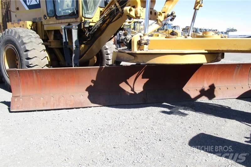 CAT 140K 그레이더