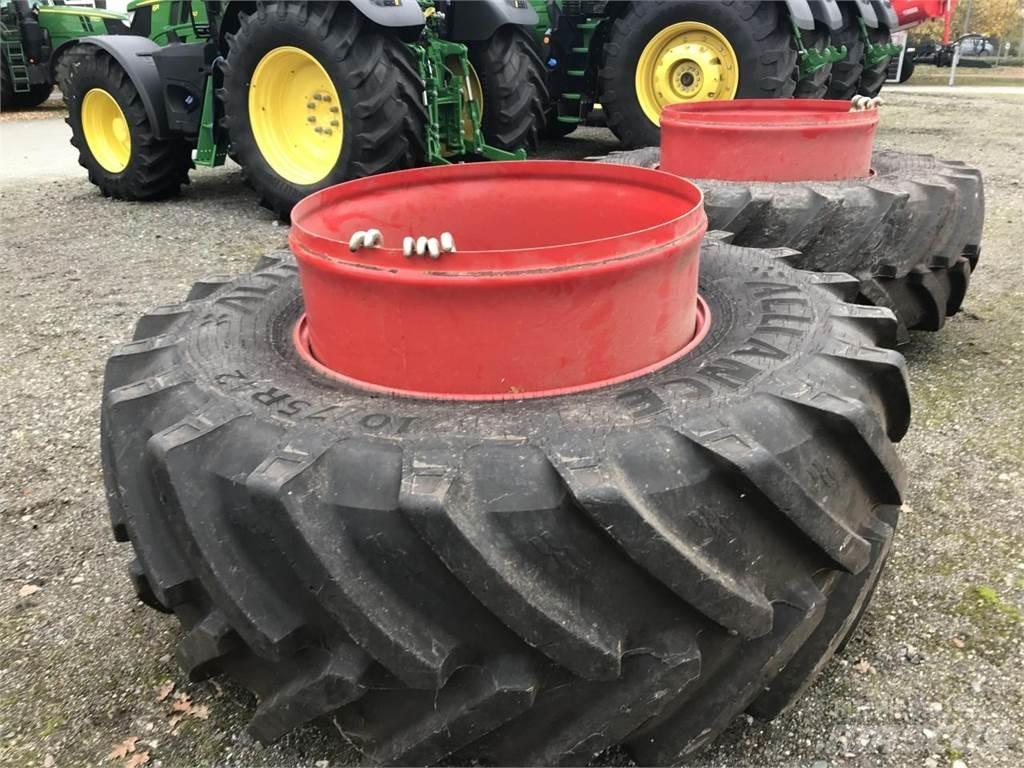 Alliance 710/75R42 타이어, 휠 및 림