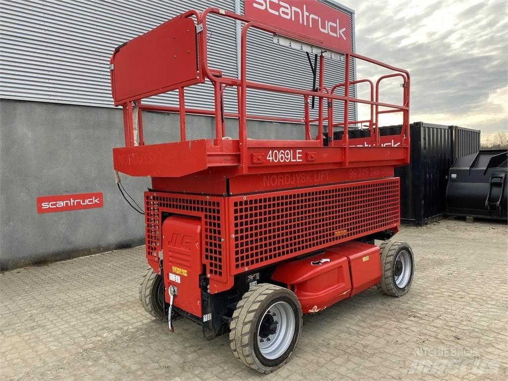JLG 4069ERT 가위형 리프트