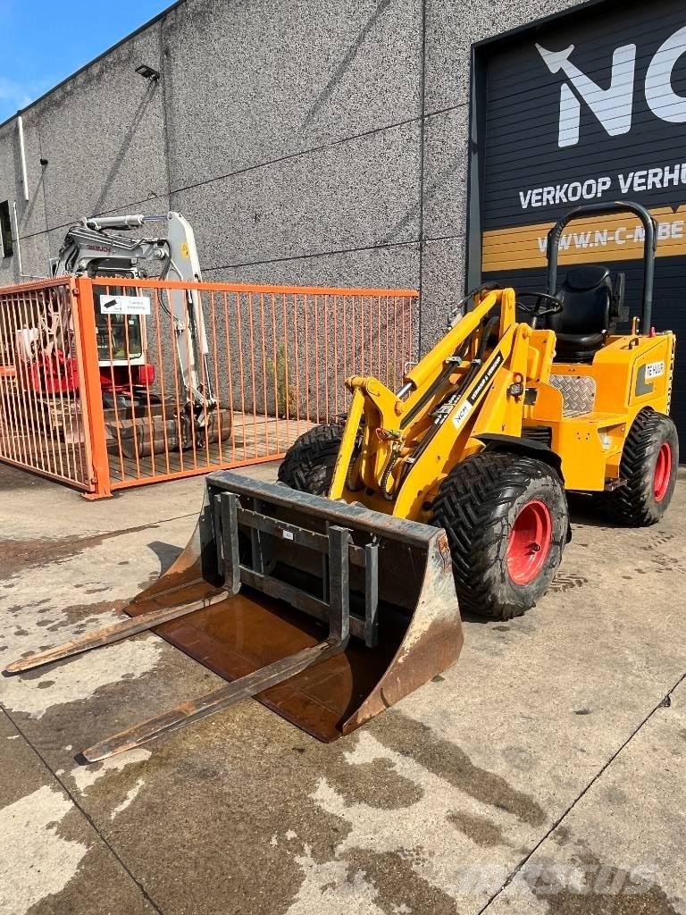 Knikmops KM 250  휠로우더