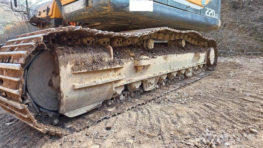 Hyundai Robex 220 LC 대형 굴삭기 29톤 이상