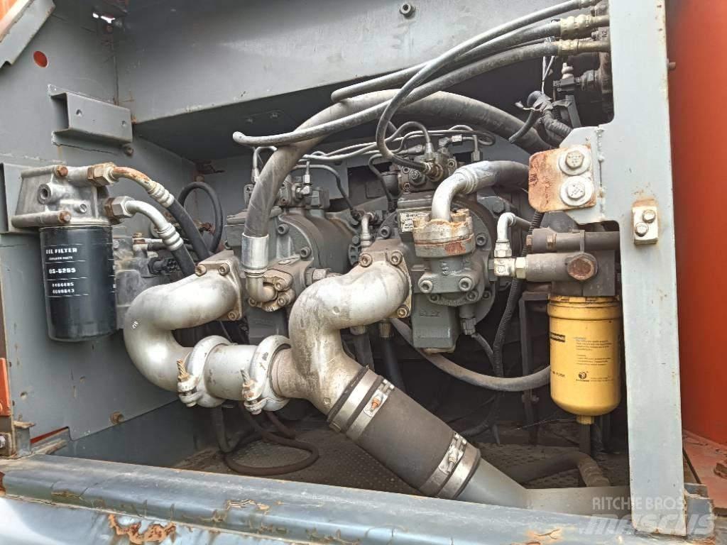 Hitachi ZX 350 대형 굴삭기 29톤 이상