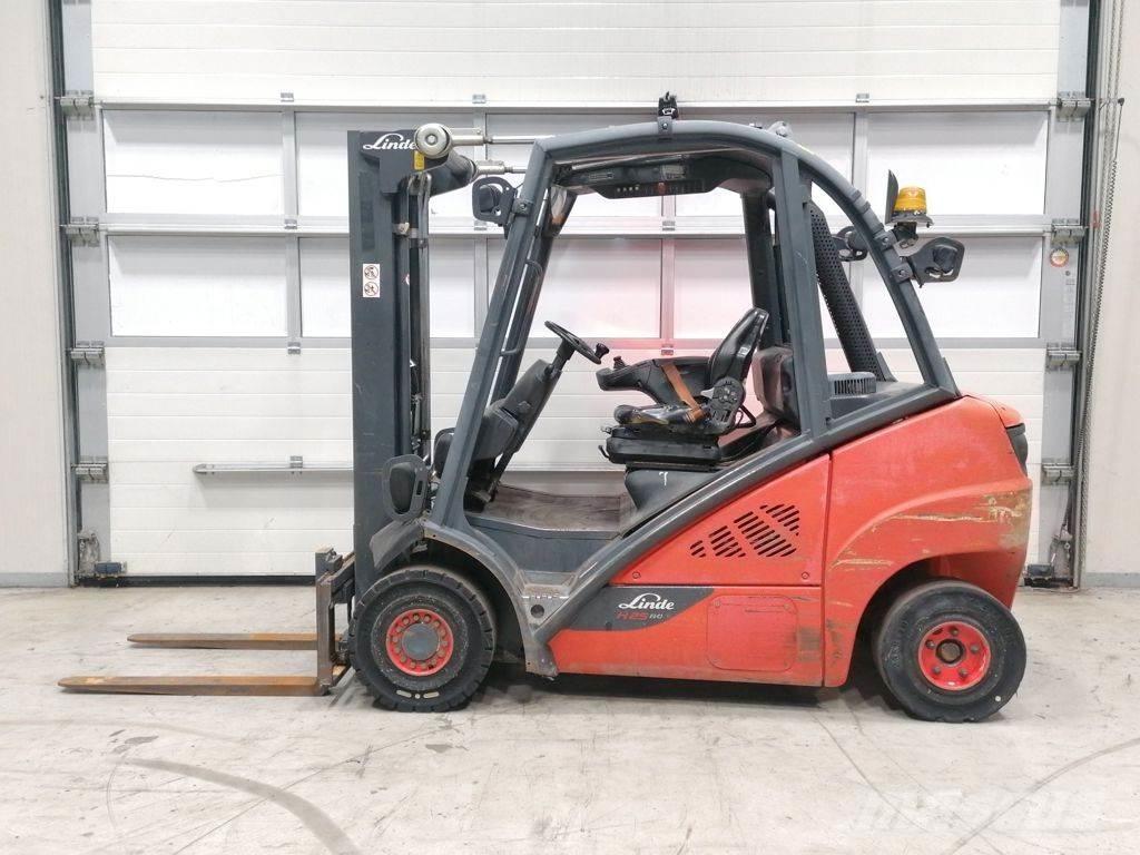 Linde H25D-02 디젤 지게차