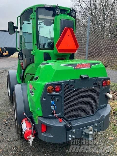 Avant 860 i  스키드로더