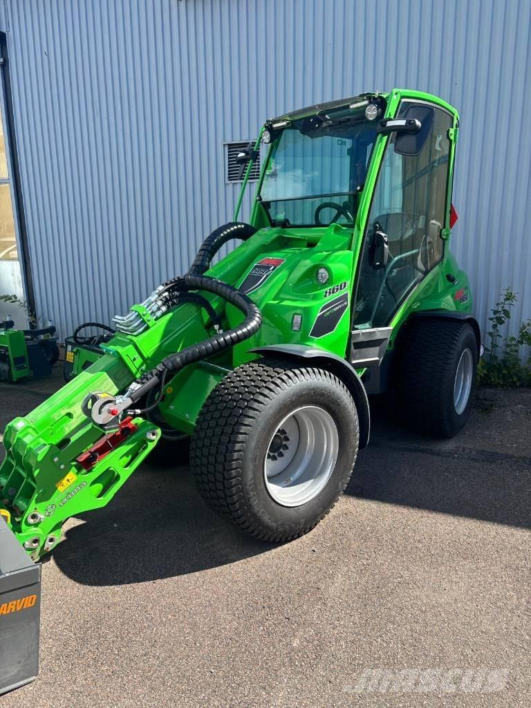 Avant 860 i  스키드로더
