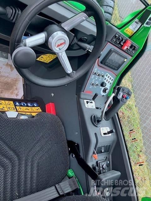 Avant 860 i  스키드로더