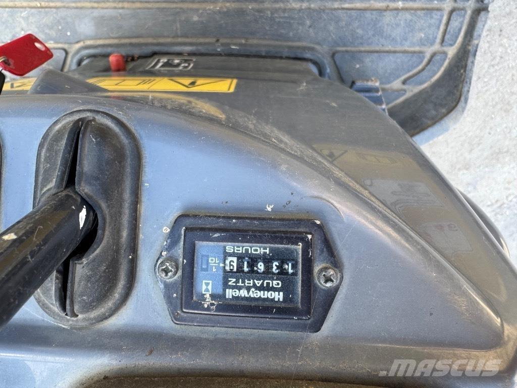 Yanmar SV08 (1C603) 소형 굴삭기 7톤 미만