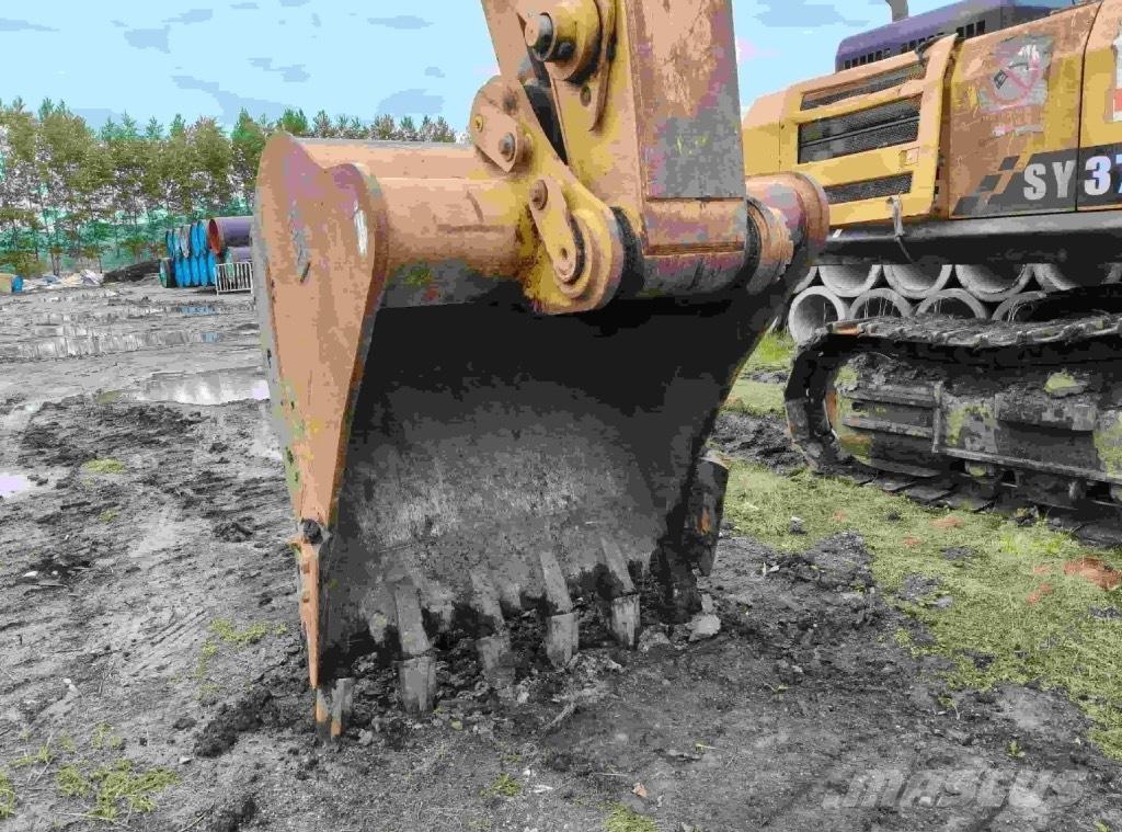 CAT 326 대형 굴삭기 29톤 이상