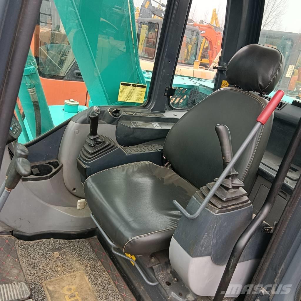 Kobelco SK75-8 중형굴삭기 7톤-28톤