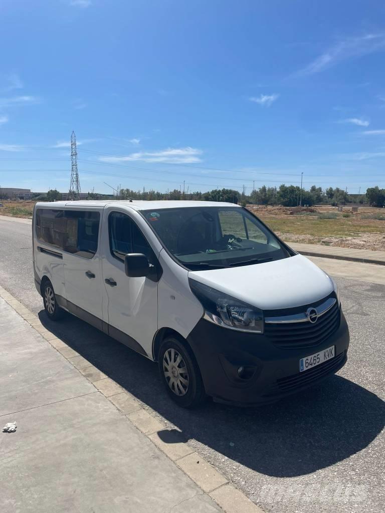 Opel VIVARO 패널 화물차