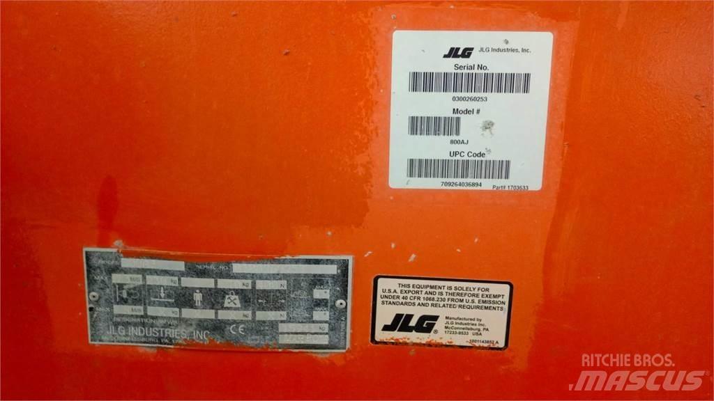 JLG 800AJ 관절형 전동이동 리프트