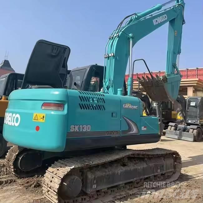Kobelco SK 130 대형 굴삭기 29톤 이상