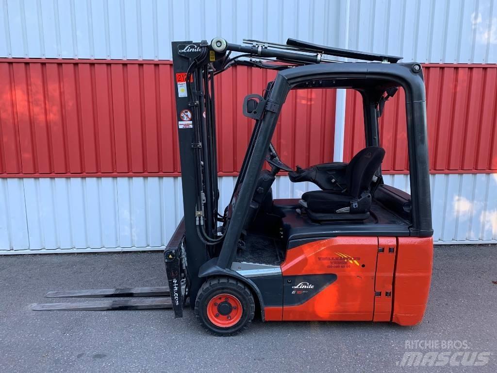 Linde E16C-02 전동 지게차