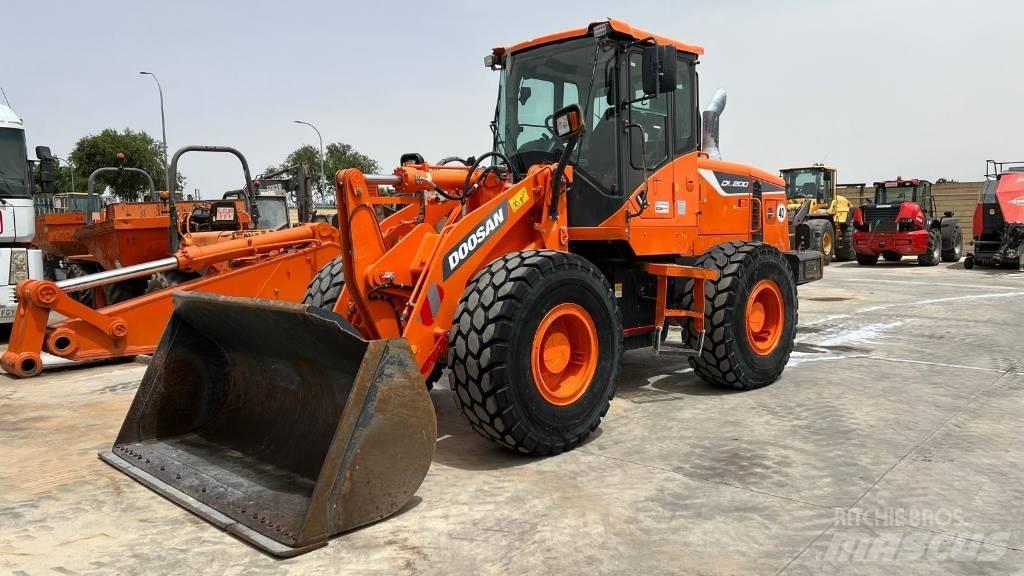 Doosan DL 200-5 미니 로더