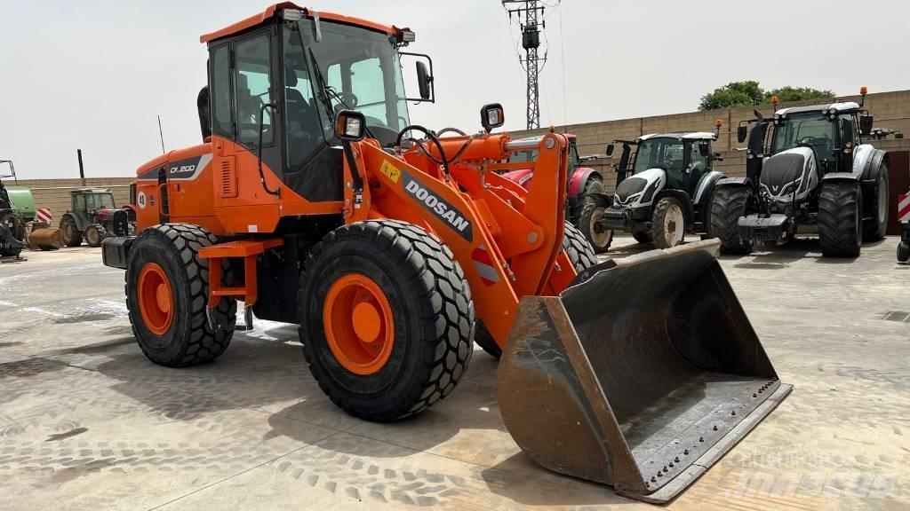 Doosan DL 200-5 미니 로더
